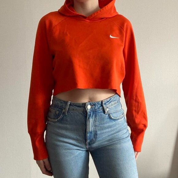 Cropped Nike Hoodie (M) - Picture 2 of 4